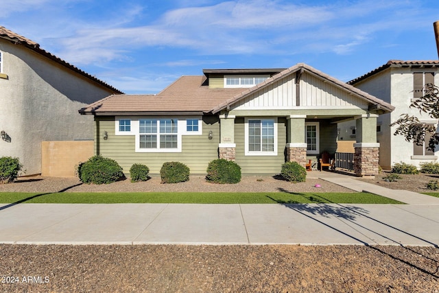 view of front of home featuring a porch