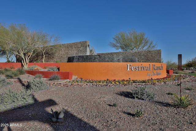 view of community / neighborhood sign