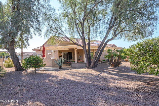 view of front of property