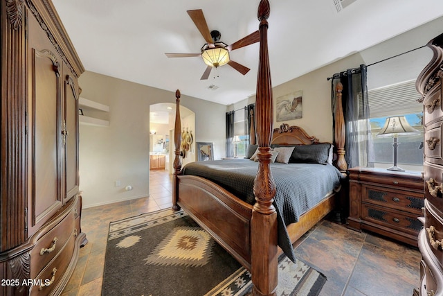 bedroom with ceiling fan