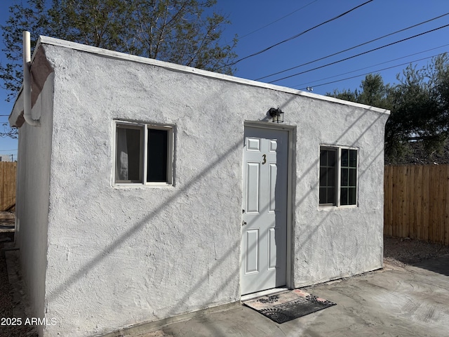 1217 E Hess Ave, Phoenix, AZ 85034 - view of exterior entry featuring stucco siding