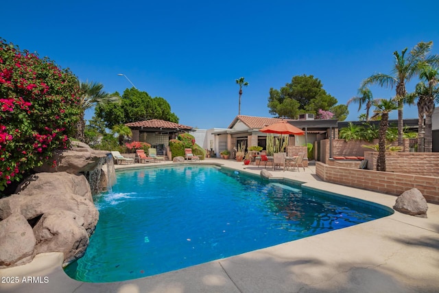 15240 N 51st St, Scottsdale, AZ 85254 - pool with a patio