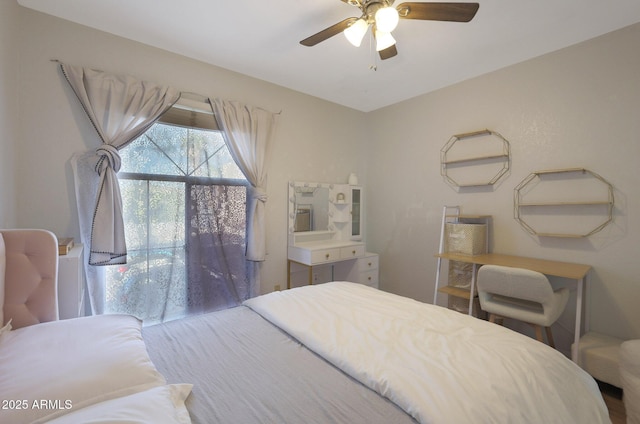 bedroom featuring ceiling fan