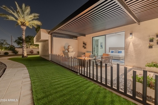 view of yard with a patio area