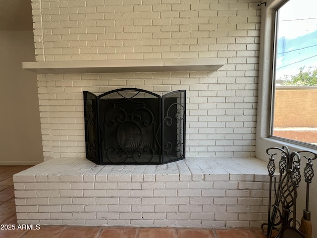 1618 W Vernon Ave, Phoenix, AZ 85007 - detailed view of a brick fireplace