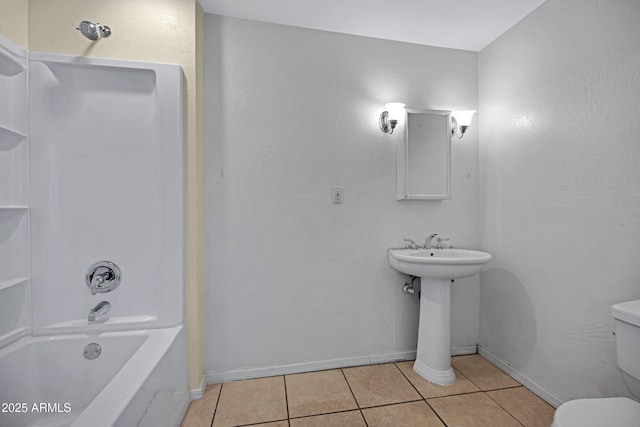 1618 W Vernon Ave, Phoenix, AZ 85007 - full bathroom with toilet, tile patterned flooring, shower / bathtub combination, and baseboards