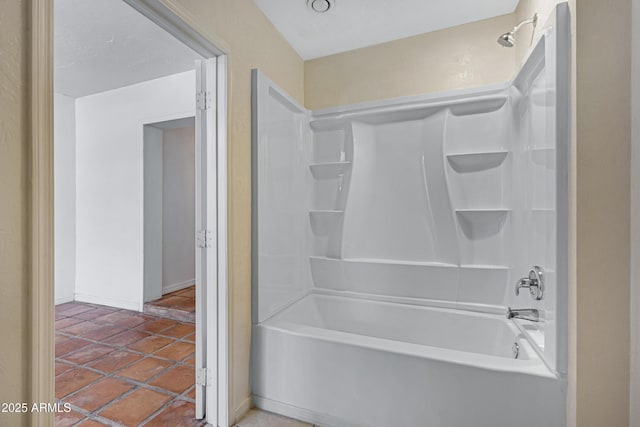 1618 W Vernon Ave, Phoenix, AZ 85007 - full bathroom with washtub / shower combination and tile patterned floors