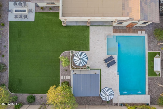 birds eye view of property