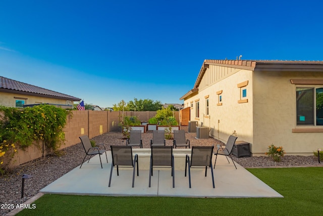 view of patio with a fenced backyard