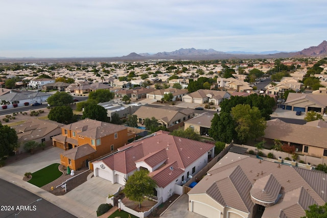 bird's eye view featuring a mountain view