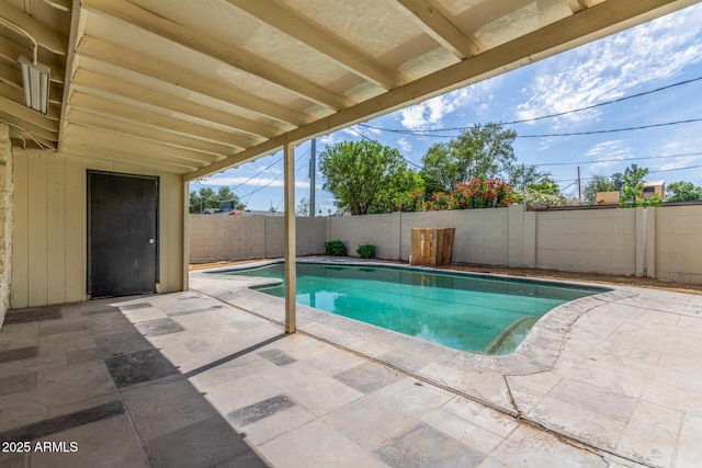 2938 N 18th Ave, Phoenix, AZ 85015 - view of pool with a patio and a fenced backyard
