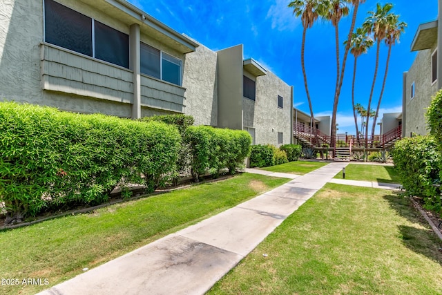4610 N 68th St Unit 402, Scottsdale, AZ 85251 - view of home's community with a yard