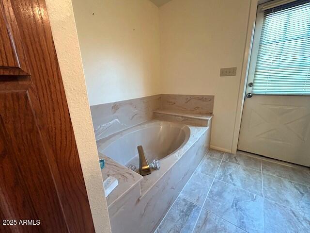 3242 W Christy Dr, Phoenix, AZ 85029 - full bath featuring tile patterned floors and a bath