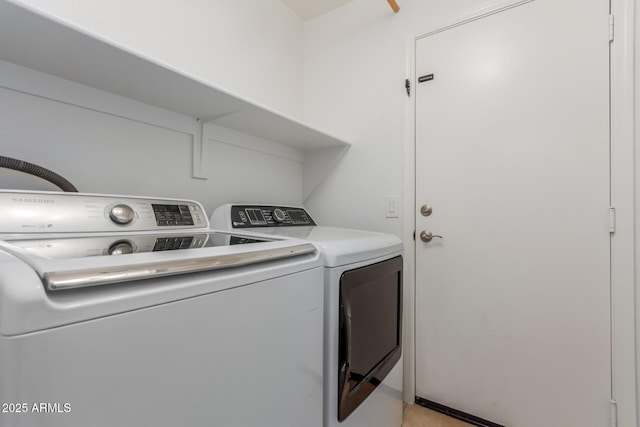 12132 W Caribbean Ln, El Mirage, AZ 85335 - laundry area featuring independent washer and dryer