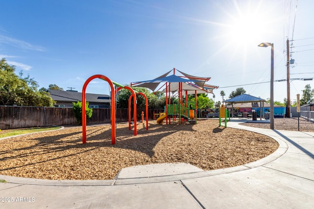 4646 N 11th Ave Unit 125, Phoenix, AZ 85013 - communal playground with a gazebo