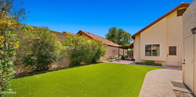 1910 E Citation Ln, Tempe, AZ 85284 - view of green lawn featuring a patio area