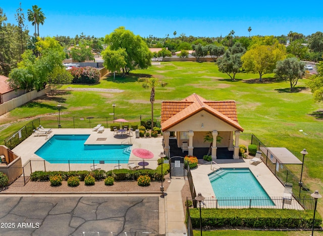 1910 E Citation Ln, Tempe, AZ 85284 - community pool featuring a patio area