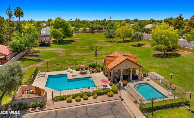 1910 E Citation Ln, Tempe, AZ 85284 - community pool with a patio and a gazebo