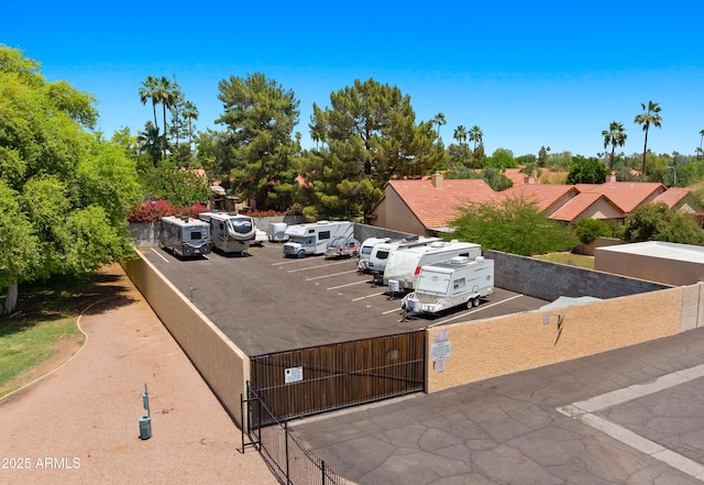 1910 E Citation Ln, Tempe, AZ 85284 - uncovered parking lot with a gate