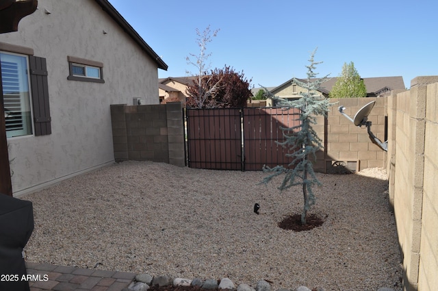 707 Lunar View Way, Chino Valley, AZ 86323 - view of yard with a gate