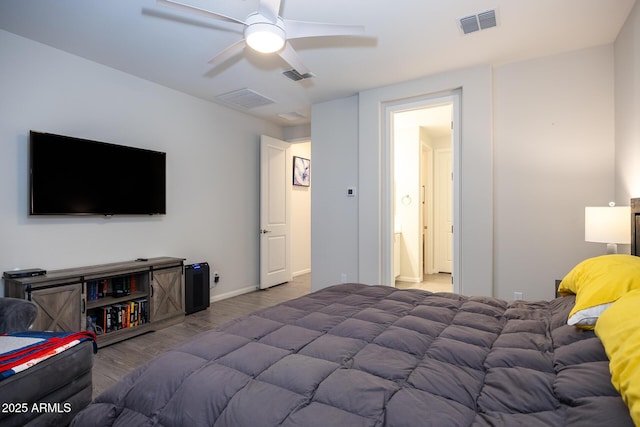 bedroom with ceiling fan