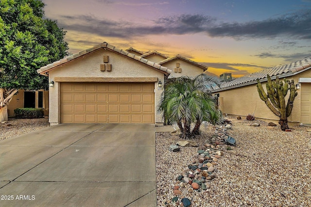 view of front facade featuring a garage