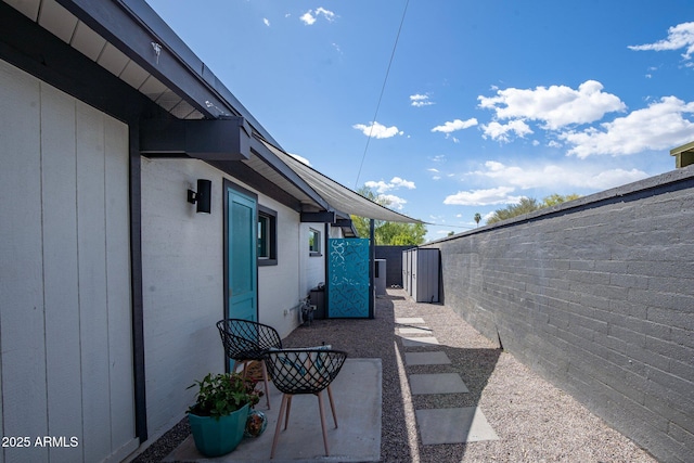 5809 N 10th Pl, Phoenix, AZ 85014 - view of patio / terrace featuring fence