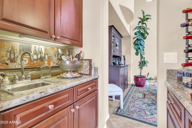 2383 E Zion Way, Chandler, AZ 85249 - indoor wet bar featuring decorative backsplash