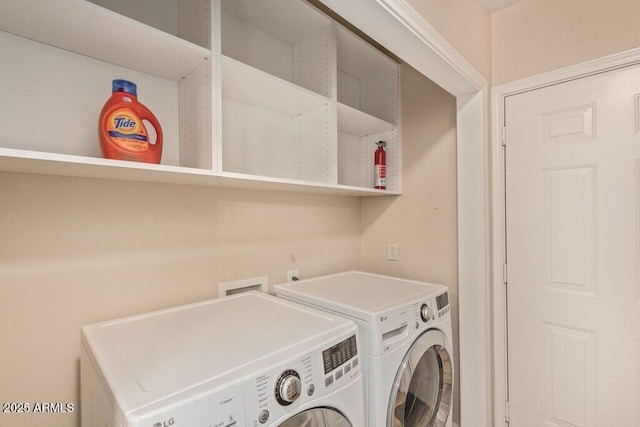 8245 E Bell Rd Unit 133, Scottsdale, AZ 85260 - washroom with washing machine and clothes dryer and laundry area