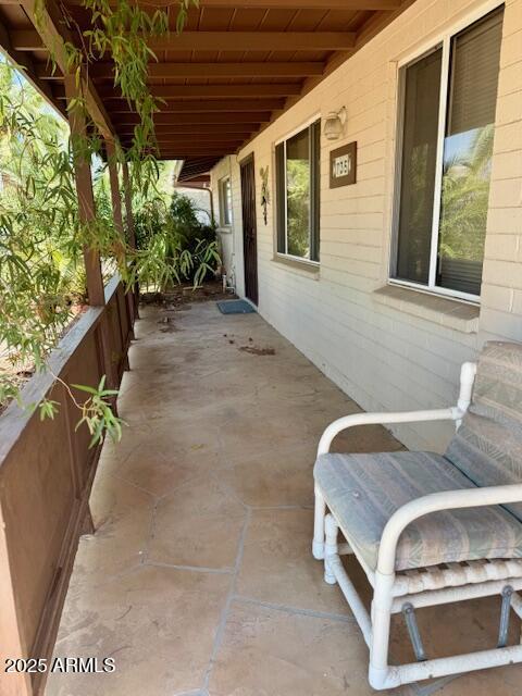 735 E Desert Ave, Apache Junction, AZ 85119 - view of patio / terrace