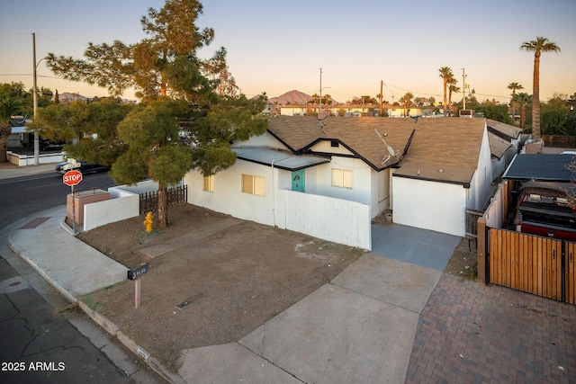 view of front of property