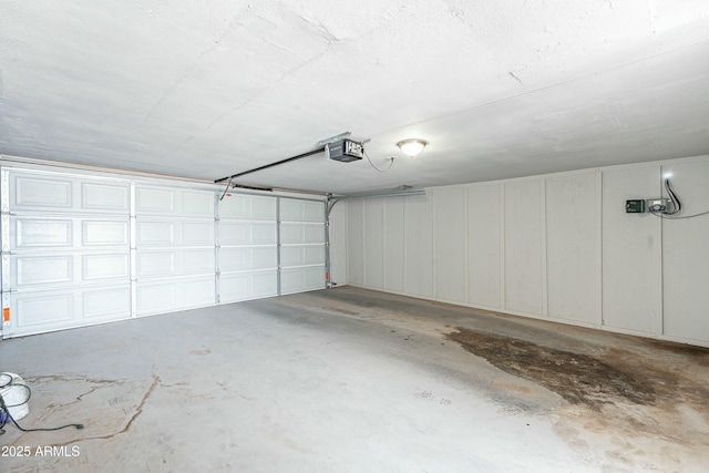 3743 E Coronado Rd, Phoenix, AZ 85008 - garage featuring a garage door opener