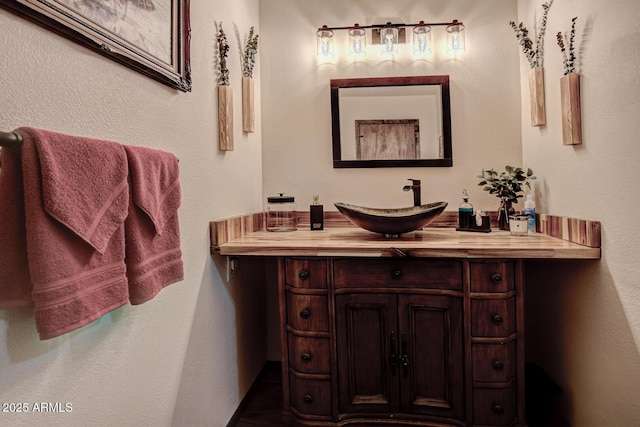 8894 W Lufkin Dr, Pine, AZ 85544 - bathroom with vanity