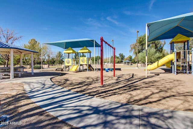 6502 W Wahalla Ln, Glendale, AZ 85308 - view of community playground