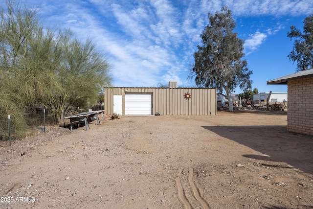 26415 S Recker Rd, Queen Creek, AZ 85142 - exterior space featuring dirt driveway and an outdoor structure
