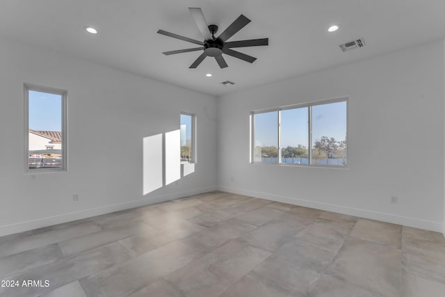 spare room featuring ceiling fan