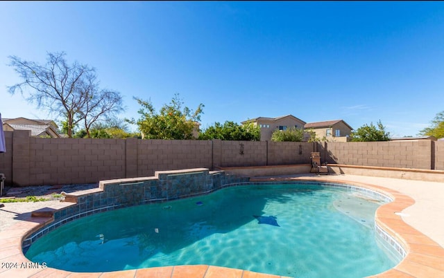 7117 W Globe Ave, Phoenix, AZ 85043 - view of pool featuring a fenced in pool and a fenced backyard