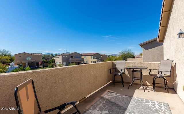 7117 W Globe Ave, Phoenix, AZ 85043 - balcony featuring a residential view