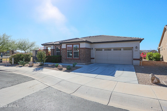 view of front facade featuring a garage