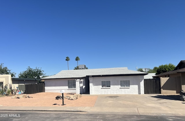 1452 E Emerald Ave, Mesa, AZ 85204 - ranch-style house with stucco siding