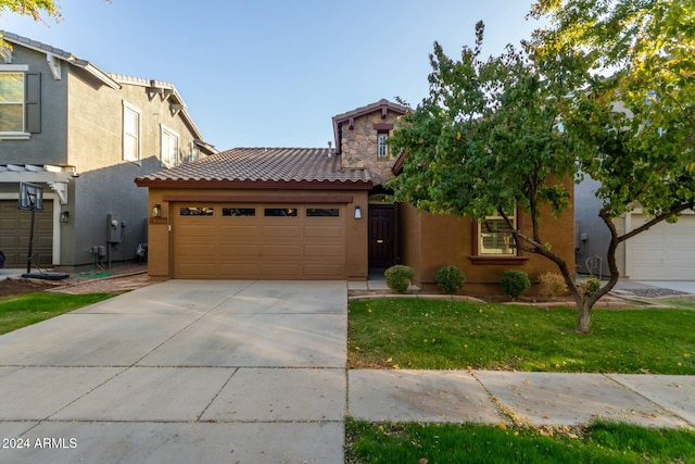 view of front facade with a garage