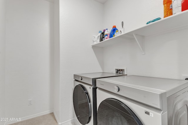 laundry area featuring washer and clothes dryer