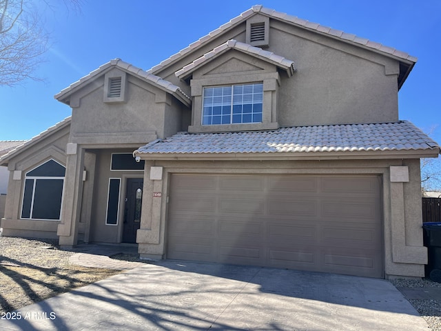 view of front facade featuring a garage