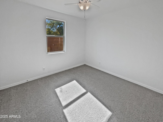 empty room with ceiling fan