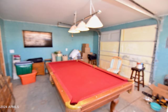 recreation room with pool table