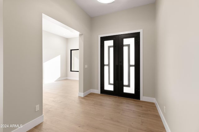 foyer featuring light hardwood / wood-style floors