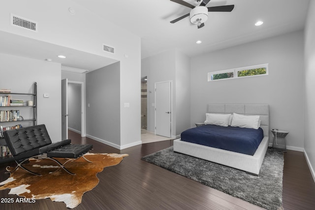3402 E Sells Dr, Phoenix, AZ 85018 - bedroom featuring wood finished floors, recessed lighting, a ceiling fan, and baseboards