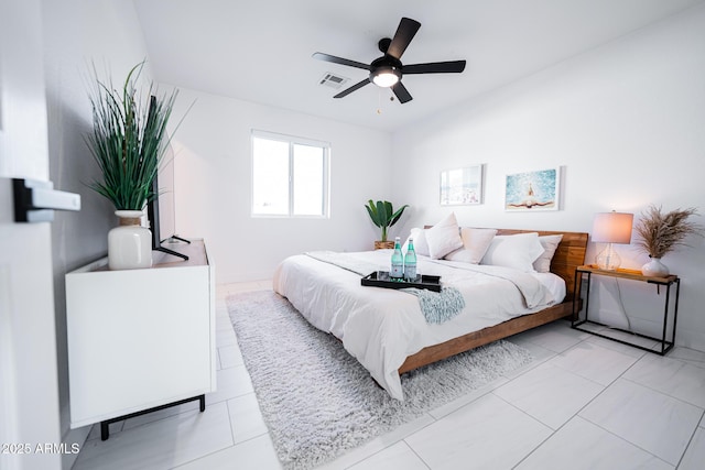 bedroom with a ceiling fan