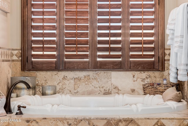 38106 N 2nd Ln, Phoenix, AZ 85086 - bathroom with a tub to relax in