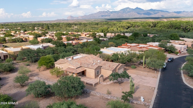 bird's eye view with a mountain view